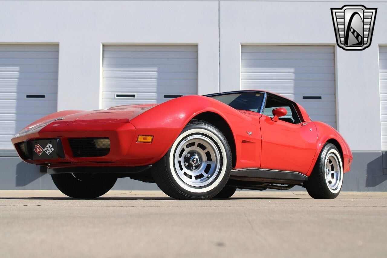 Chevrolet-Corvette-Coupe-1979-Red-Black-58604-4