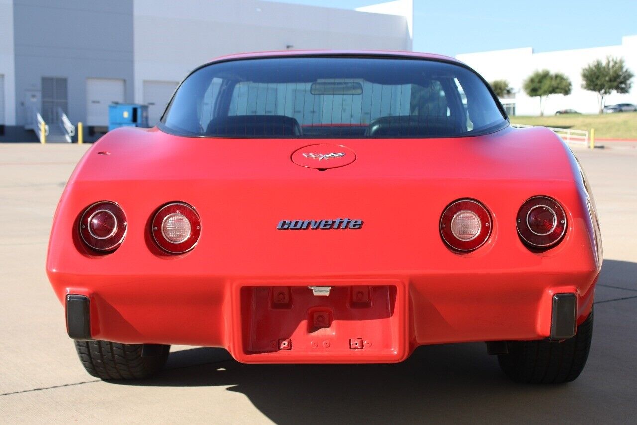 Chevrolet-Corvette-Coupe-1979-Red-Black-58604-7