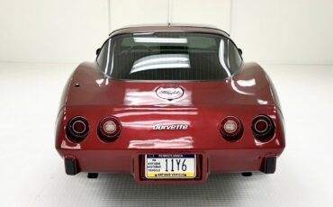 Chevrolet-Corvette-Coupe-1979-Red-Oyster-57322-4