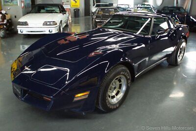 Chevrolet-Corvette-Coupe-1980-Blue-Blue-61895-1