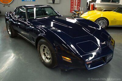 Chevrolet-Corvette-Coupe-1980-Blue-Blue-61895-3