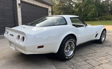 Chevrolet-Corvette-Coupe-1980-White-64478-6