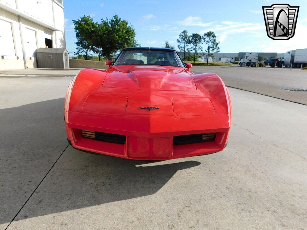 Chevrolet-Corvette-Coupe-1981-Red-Black-159480-3