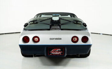 Chevrolet-Corvette-Coupe-1981-Silver-Blue-73293-9