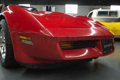 Chevrolet-Corvette-Coupe-1982-Red-Black-69322-15