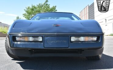 Chevrolet-Corvette-Coupe-1984-Black-Black-11428-9