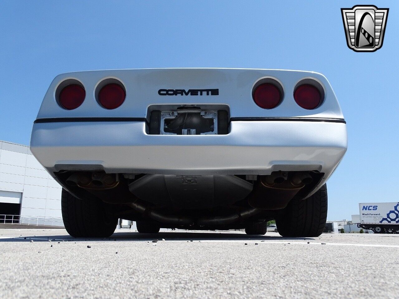 Chevrolet-Corvette-Coupe-1984-Silver-Gray-155434-4