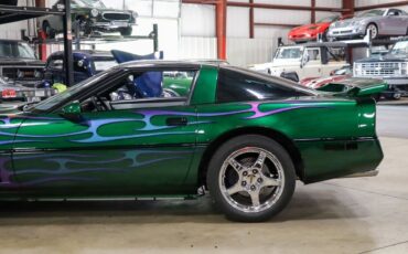 Chevrolet-Corvette-Coupe-1985-Green-Gray-138975-4