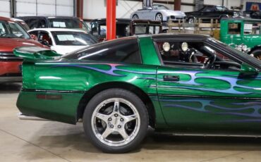 Chevrolet-Corvette-Coupe-1985-Green-Gray-138975-8