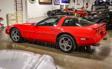 Chevrolet-Corvette-Coupe-1985-Red-Black-184931-11