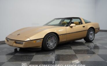 Chevrolet-Corvette-Coupe-1987-Gold-Saddle-157498-5