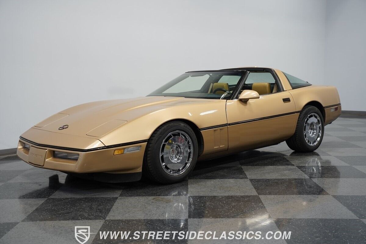 Chevrolet-Corvette-Coupe-1987-Gold-Saddle-157498-5