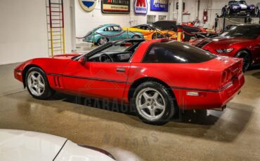 Chevrolet-Corvette-Coupe-1987-Red-Red-174804-11