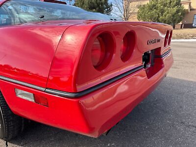 Chevrolet-Corvette-Coupe-1987-Red-Red-9017-27