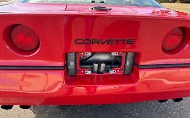 Chevrolet-Corvette-Coupe-1987-Red-Red-9017-31