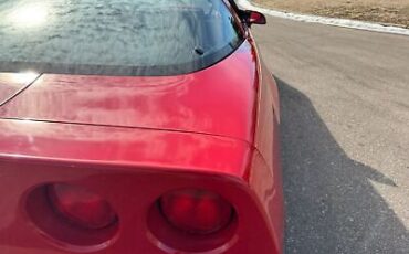 Chevrolet-Corvette-Coupe-1987-Red-Red-9017-33