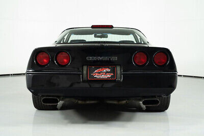 Chevrolet-Corvette-Coupe-1988-Black-Black-11298-8