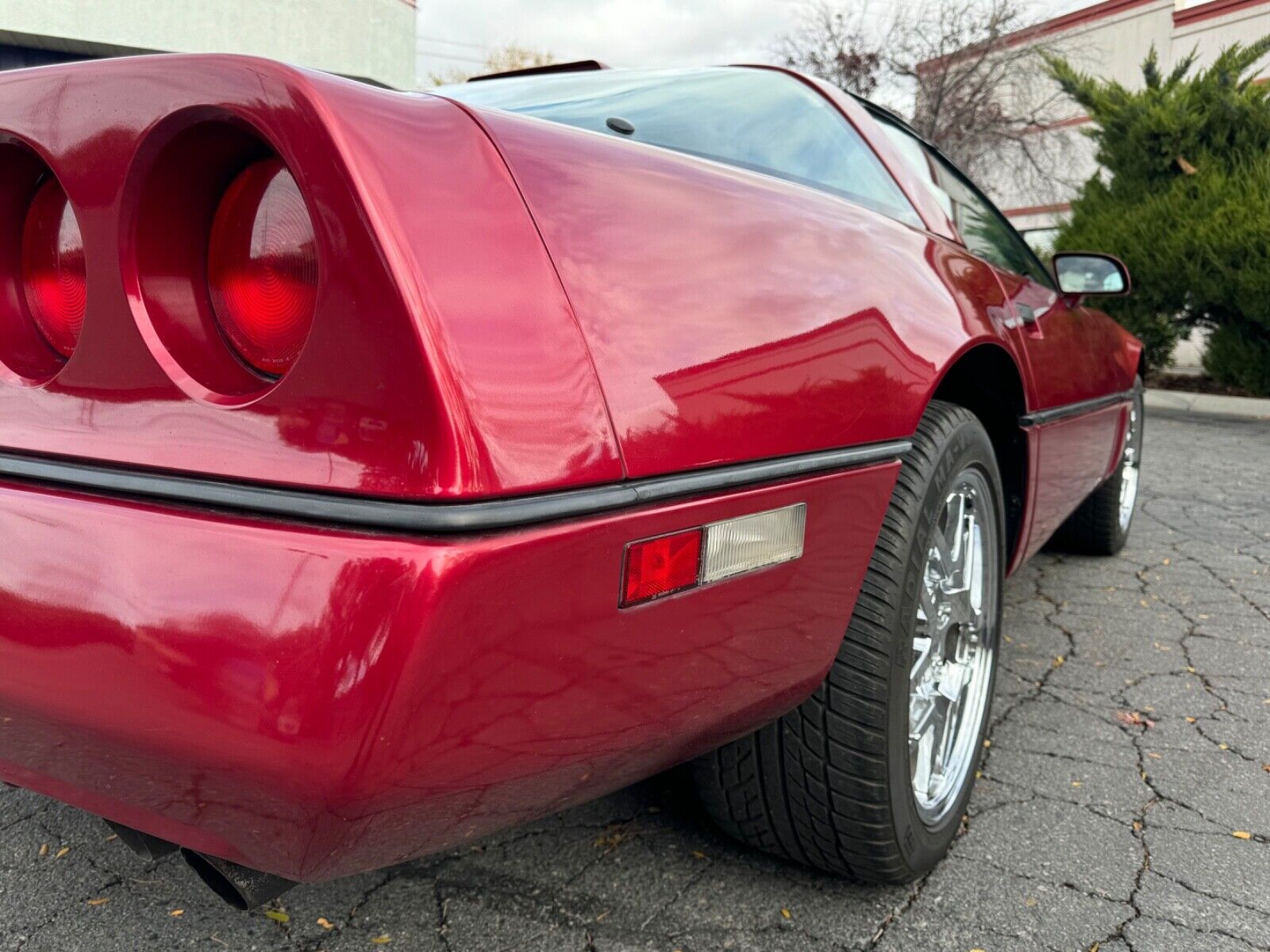 Chevrolet-Corvette-Coupe-1989-Red-Black-88456-12