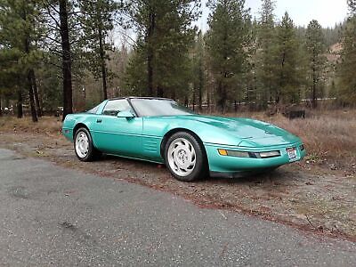 Chevrolet-Corvette-Coupe-1990-Blue-Black-159486-2