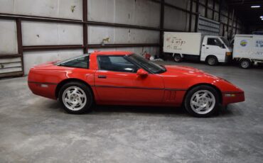 Chevrolet-Corvette-Coupe-1990-Red-Black-62764-6