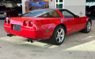 Chevrolet-Corvette-Coupe-1991-Red-Red-72213-5