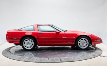 Chevrolet-Corvette-Coupe-1991-Red-Tan-7508-1