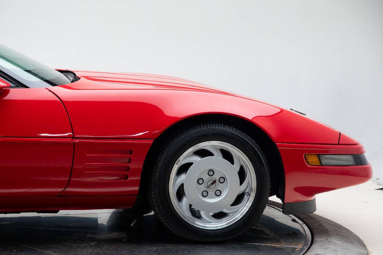 Chevrolet-Corvette-Coupe-1991-Red-Tan-7508-11