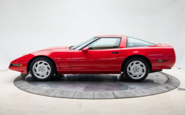 Chevrolet-Corvette-Coupe-1991-Red-Tan-7508-2