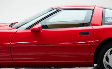 Chevrolet-Corvette-Coupe-1991-Red-Tan-7508-4