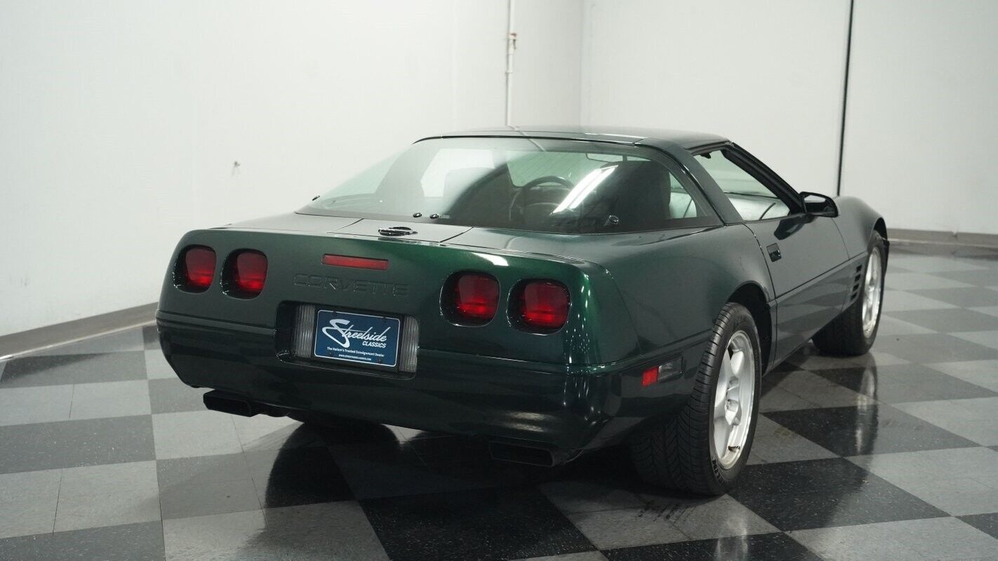 Chevrolet-Corvette-Coupe-1993-Green-Black-52093-10