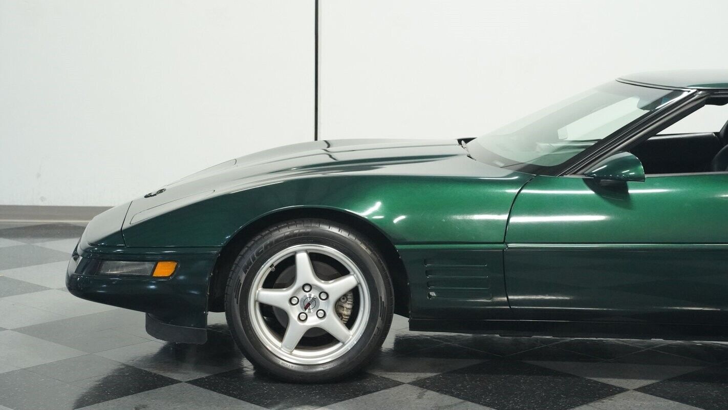 Chevrolet-Corvette-Coupe-1993-Green-Black-52093-21