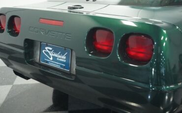 Chevrolet-Corvette-Coupe-1993-Green-Black-52093-23