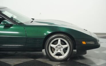 Chevrolet-Corvette-Coupe-1993-Green-Black-52093-27