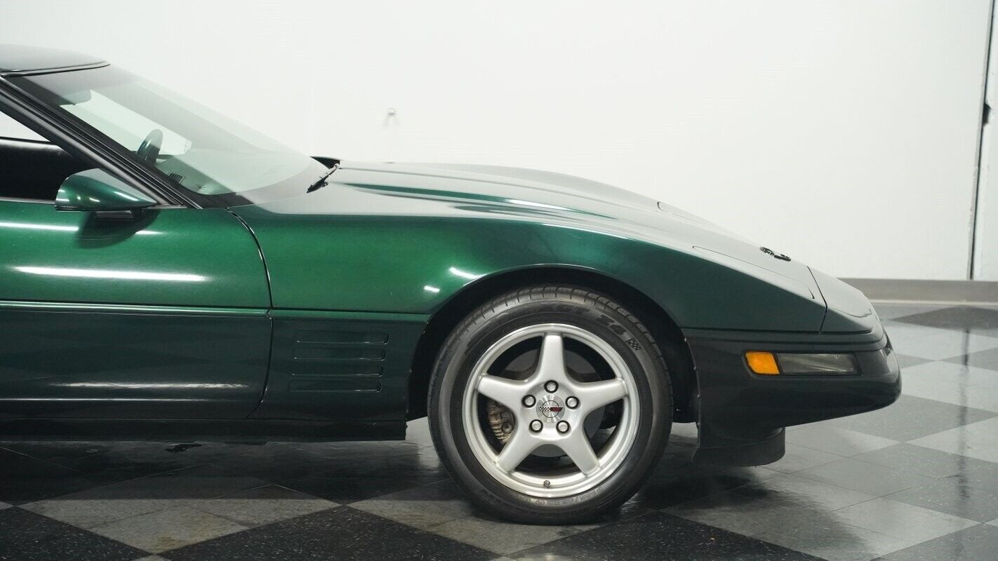 Chevrolet-Corvette-Coupe-1993-Green-Black-52093-27