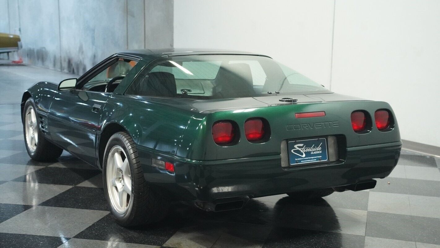 Chevrolet-Corvette-Coupe-1993-Green-Black-52093-8