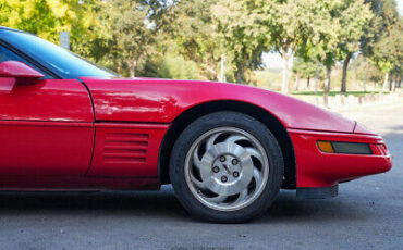 Chevrolet-Corvette-Coupe-1993-Red-Black-185696-10