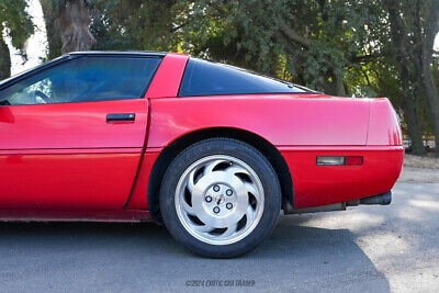 Chevrolet-Corvette-Coupe-1993-Red-Black-185696-4