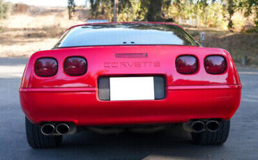 Chevrolet-Corvette-Coupe-1993-Red-Black-185696-6