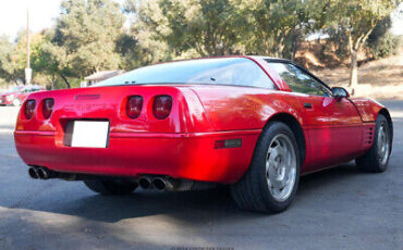 Chevrolet-Corvette-Coupe-1993-Red-Black-185696-7