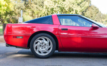 Chevrolet-Corvette-Coupe-1993-Red-Black-185696-9