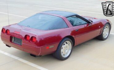 Chevrolet-Corvette-Coupe-1993-Red-Maroon-124286-7