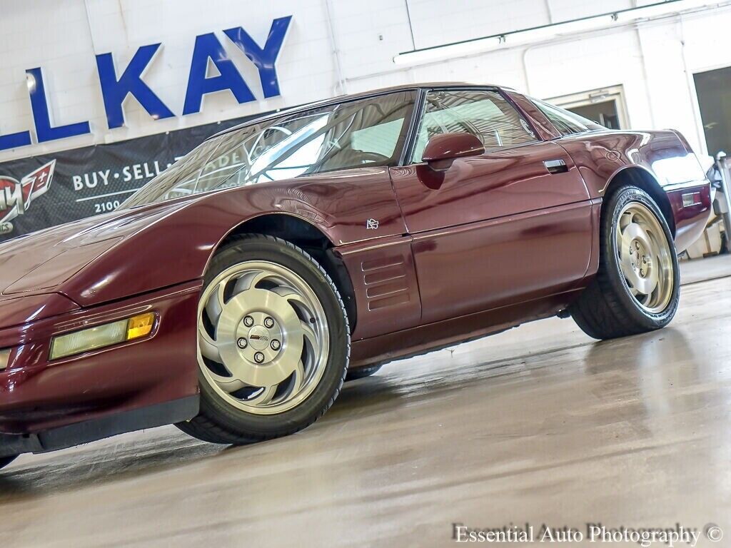 Chevrolet-Corvette-Coupe-1993-Red-Red-183085-4