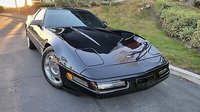 Chevrolet-Corvette-Coupe-1994-Black-Black-61377-1