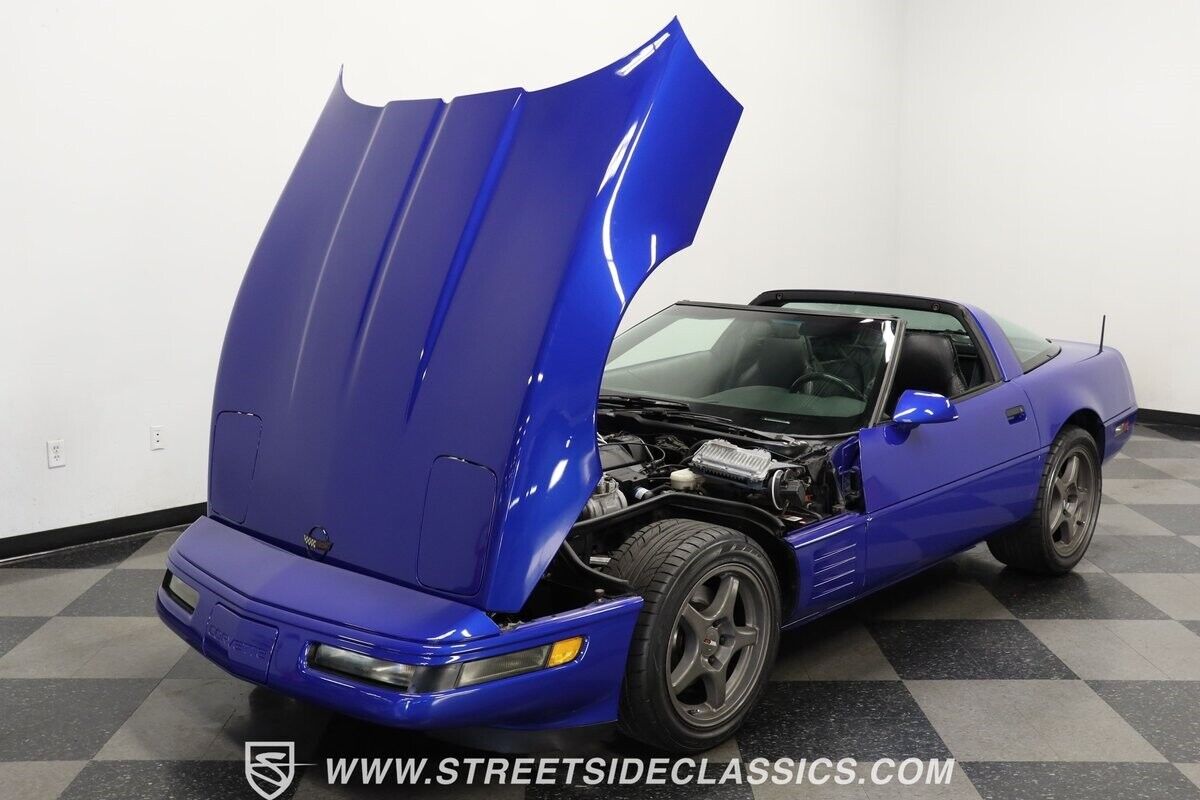 Chevrolet-Corvette-Coupe-1994-Blue-Black-89970-29