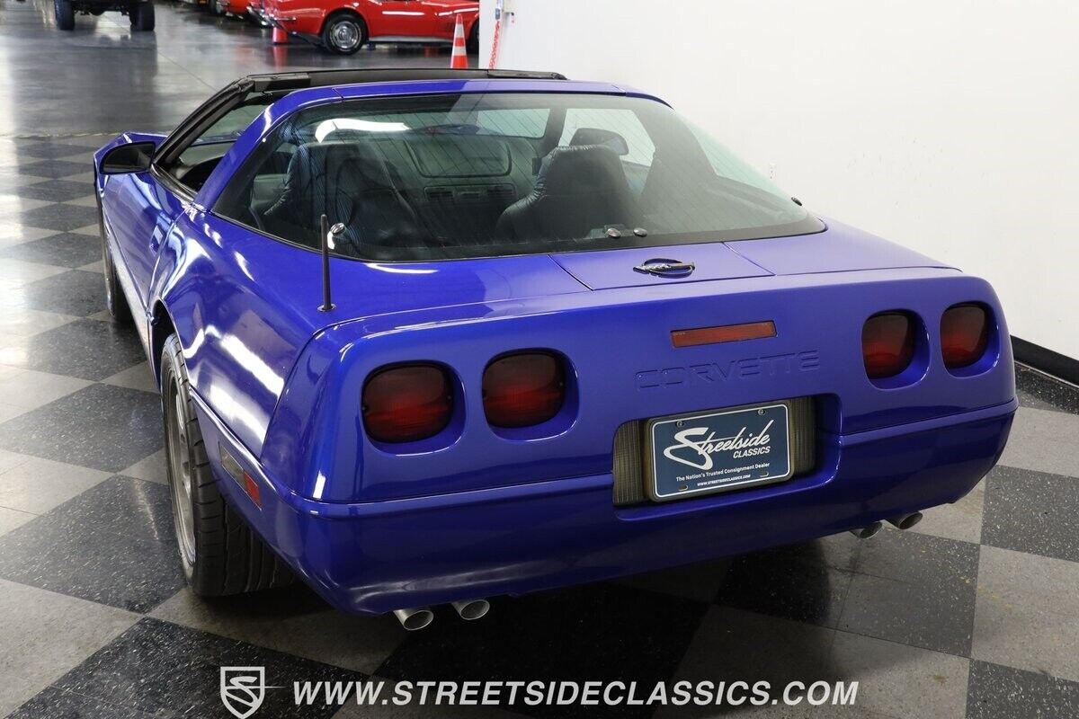 Chevrolet-Corvette-Coupe-1994-Blue-Black-89970-7