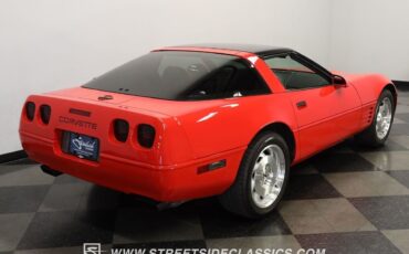 Chevrolet-Corvette-Coupe-1994-Red-Red-132911-10