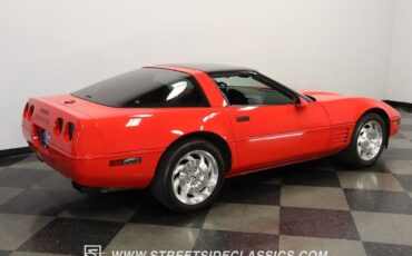 Chevrolet-Corvette-Coupe-1994-Red-Red-132911-11