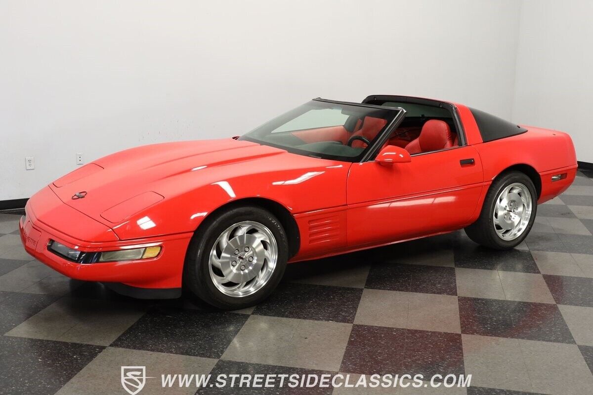 Chevrolet-Corvette-Coupe-1994-Red-Red-132911-5