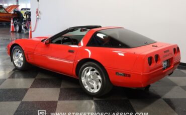 Chevrolet-Corvette-Coupe-1994-Red-Red-132911-6