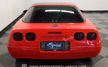 Chevrolet-Corvette-Coupe-1994-Red-Red-132911-8